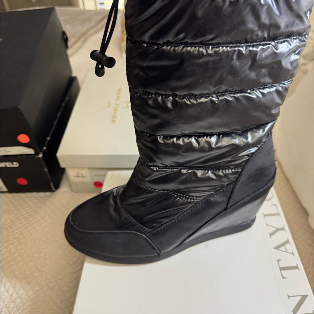 Women's Black Winter Boots